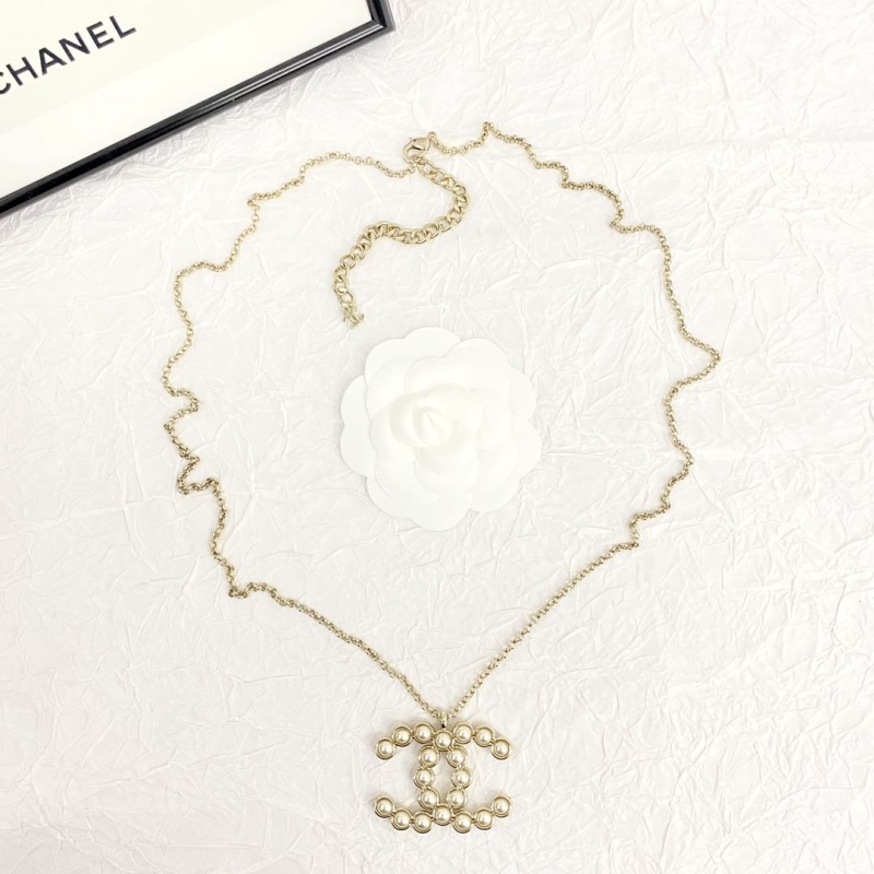 Ch**el necklaces